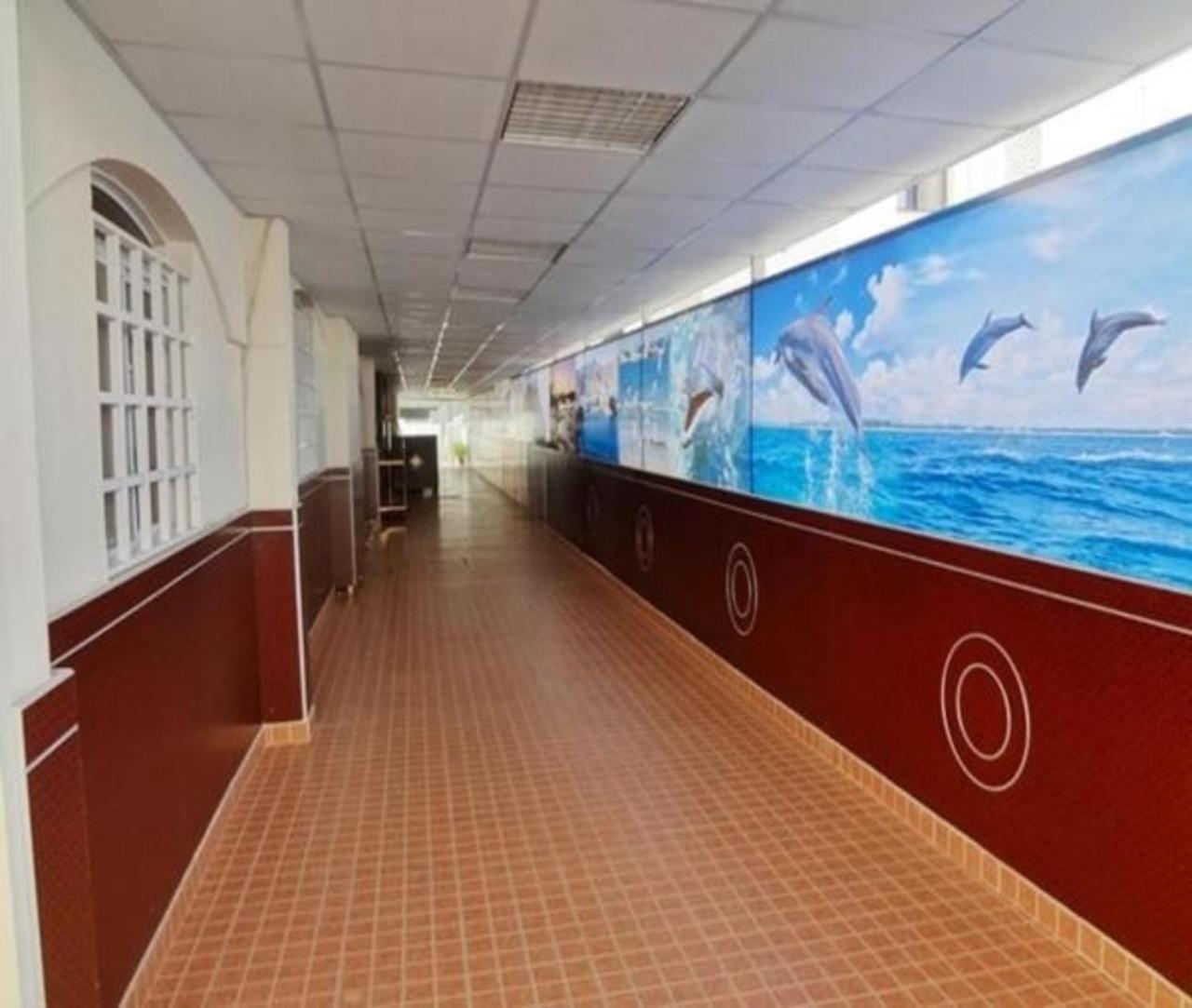 Dolphin Hotel Muskat Bagian luar foto